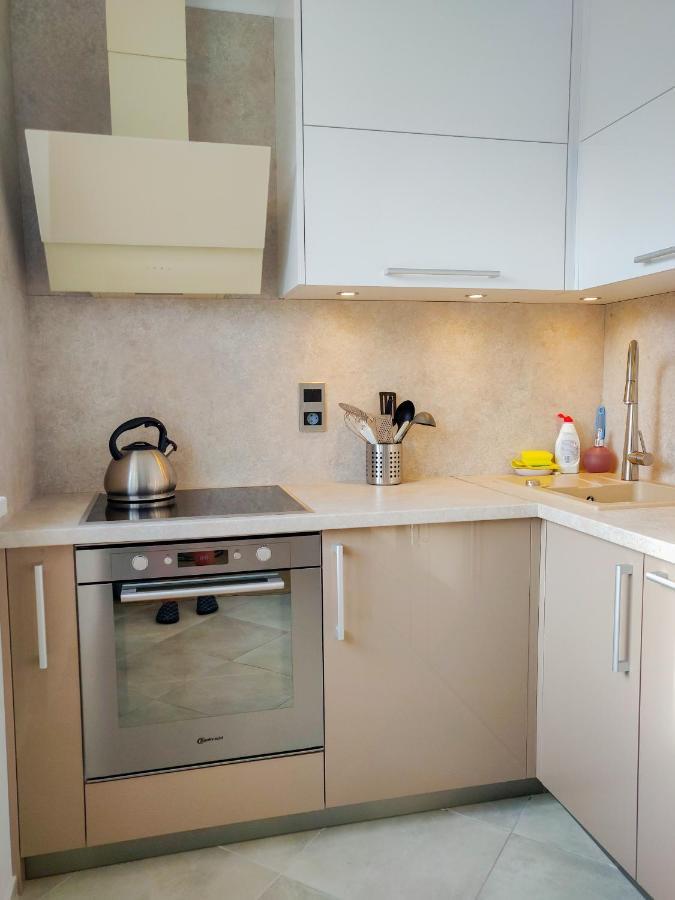 Modern And Fully Equipped Butas *